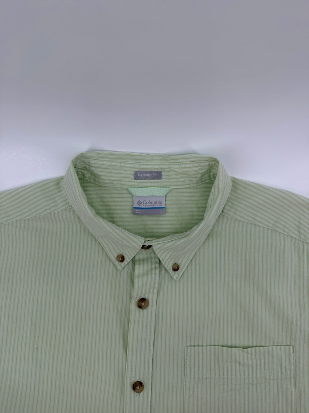 Columbia Men’s Pale Green L Striped Button-Down Shirt